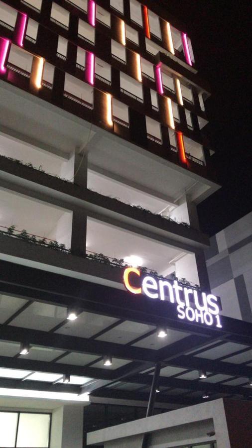 Kyra Homestay Centrus Soho Cyberjaya *Wifi And Pool* Екстер'єр фото