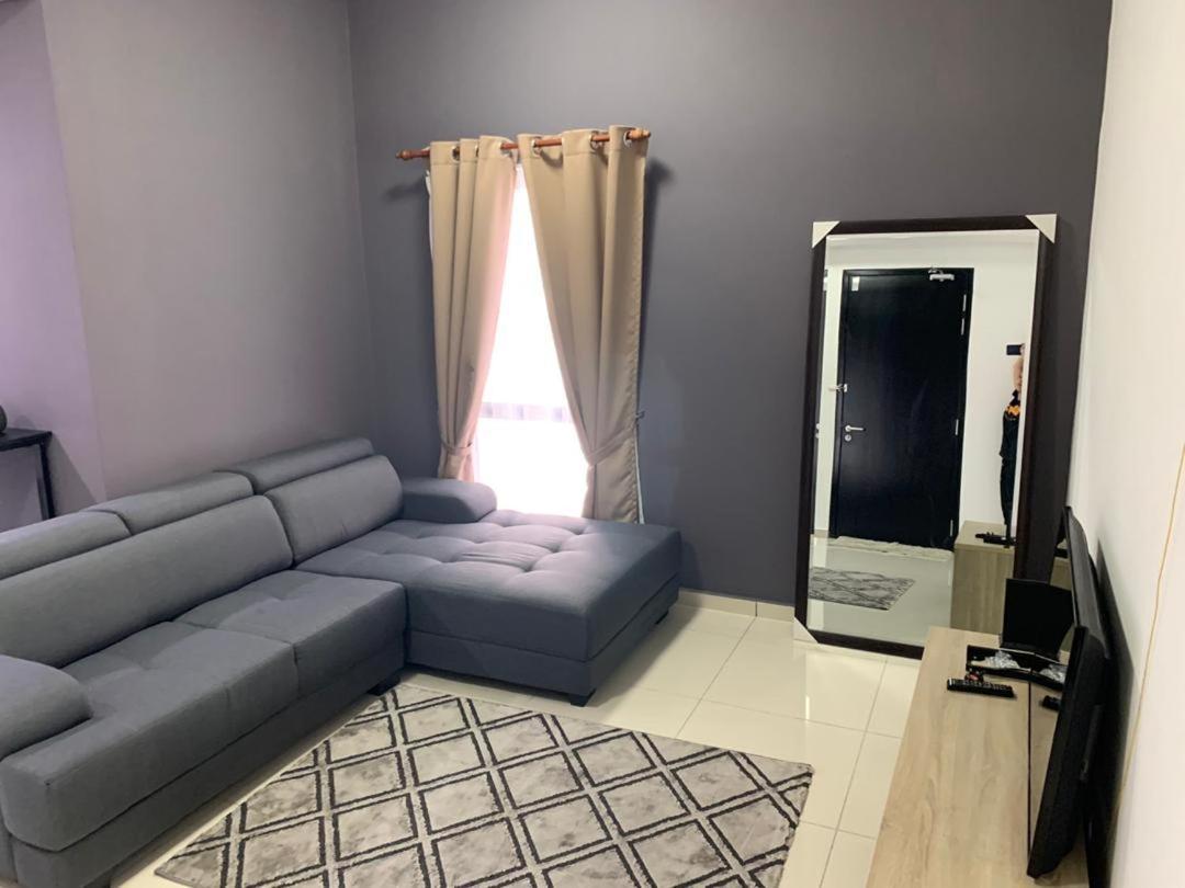 Kyra Homestay Centrus Soho Cyberjaya *Wifi And Pool* Екстер'єр фото