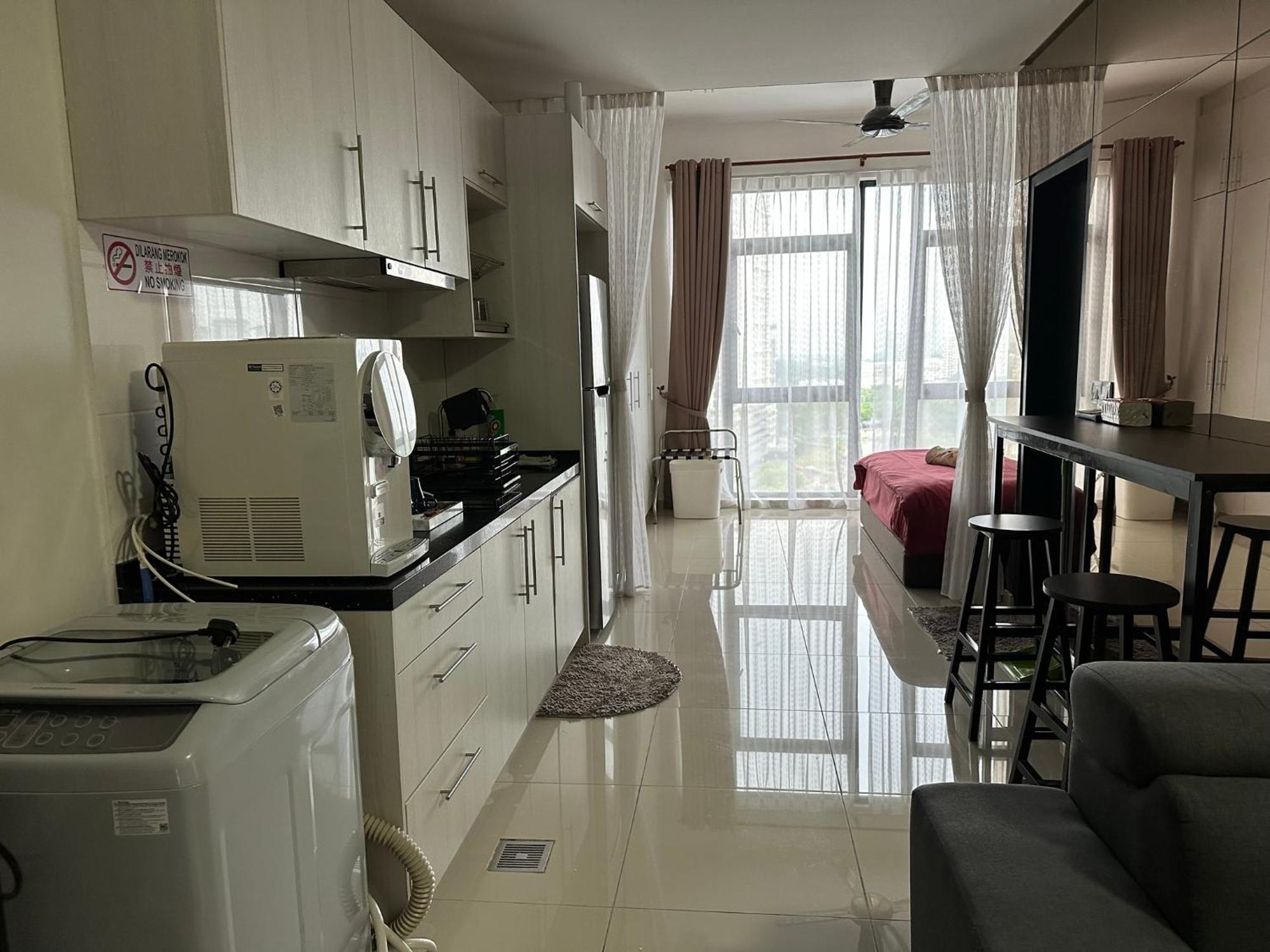 Kyra Homestay Centrus Soho Cyberjaya *Wifi And Pool* Екстер'єр фото