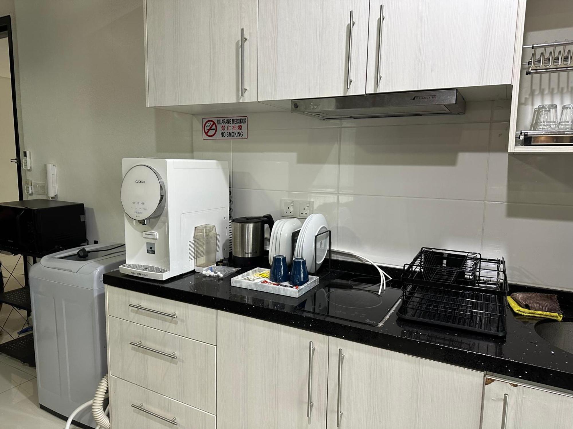 Kyra Homestay Centrus Soho Cyberjaya *Wifi And Pool* Екстер'єр фото